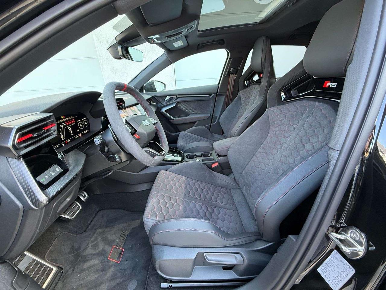 Audi RS3 RS3 Sportback 2.5 tfsi quattro PANO/360°/CARBON