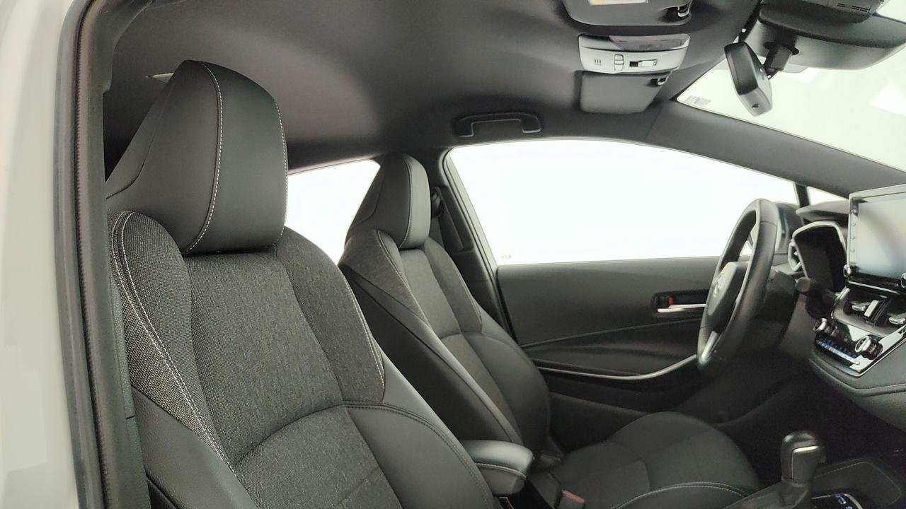 TOYOTA Corolla 1.8h Style cvt