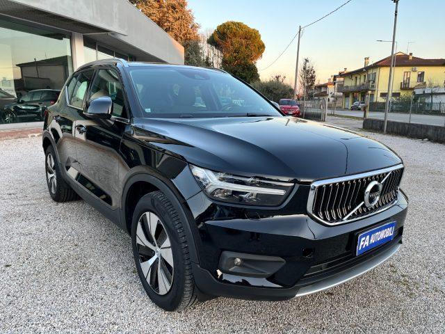 VOLVO XC40 T5 Recharge Plug-in Hybrid Inscription Expression