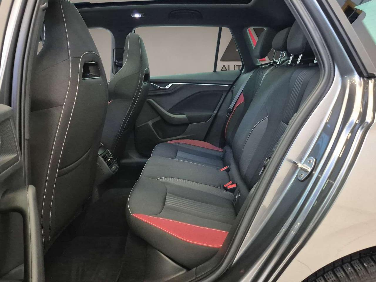 Skoda Kamiq Kamiq 2019 1.0 tsi Monte Carlo 110cv dsg