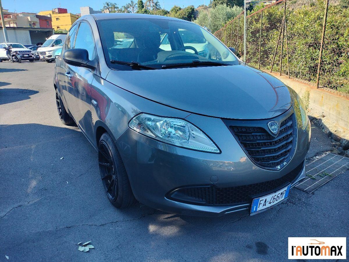 LANCIA - Ypsilon 1.2 8v Elefantino 69cv