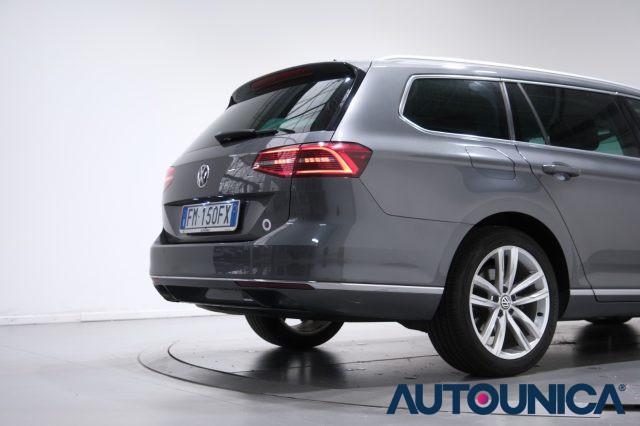 VOLKSWAGEN Passat Variant 2.0 TDI 190 CV DSG HIGHLINE BMT FARI LED