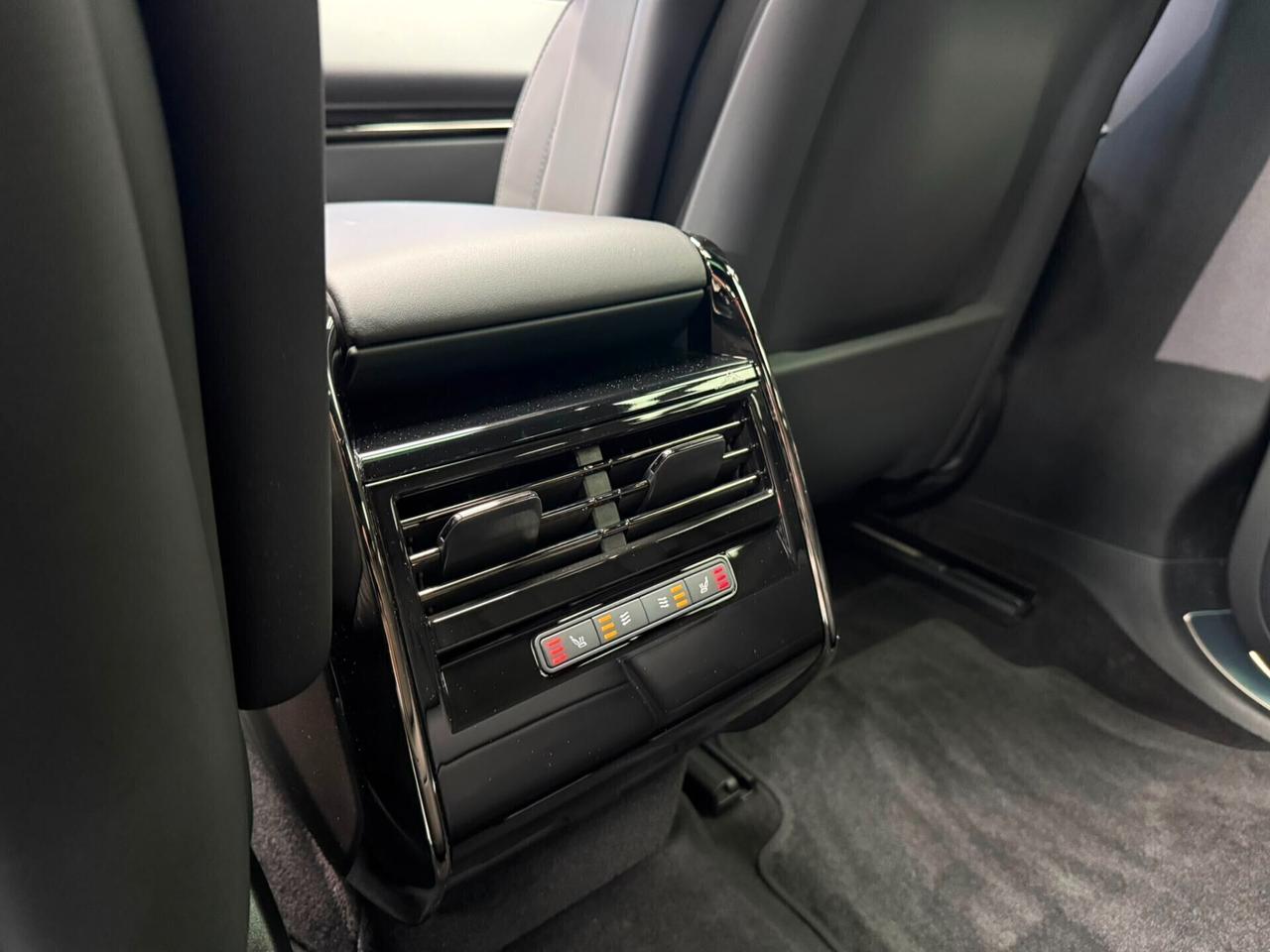Land Rover Range Sport 3.0 I6 PHEV 460 CV Dynamic HSE (502)