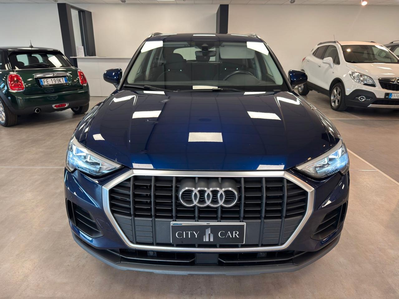 Audi Q3 35 TDI S tronic Business