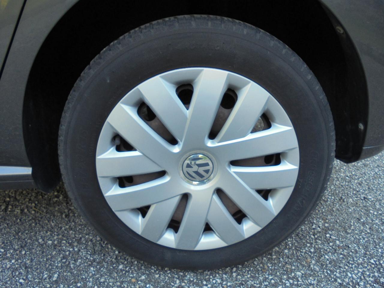 VOLKSWAGEN POLO 1.2 70CV COMFORTLINE 5P UNIPROPRIETARIO NEOPATENTATI
