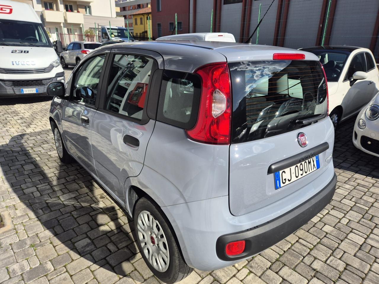 Fiat Panda 1.0 FireFly S&S Hybrid OK NEOPATENTATO