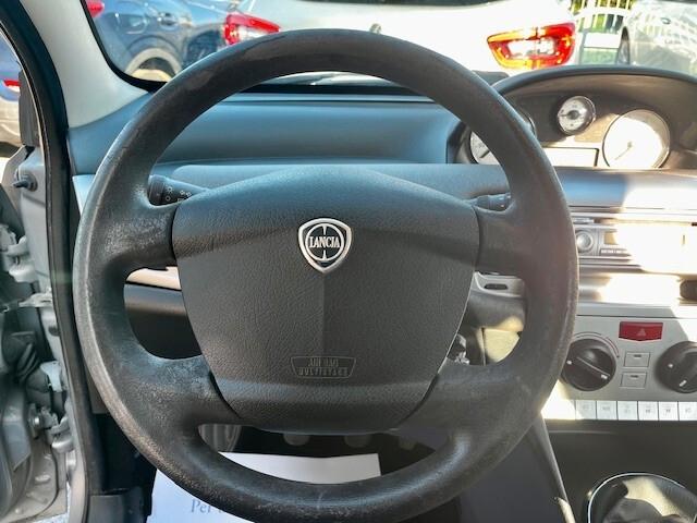 Lancia Ypsilon 1.3 MJT 16V 75 CV