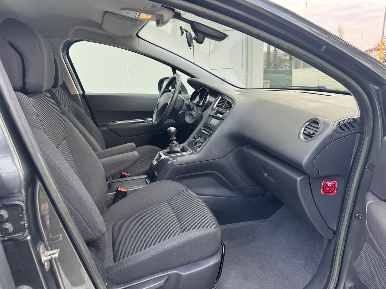 Peugeot 5008 1.6 HDi 112CV Business OK NEOPATENTATI