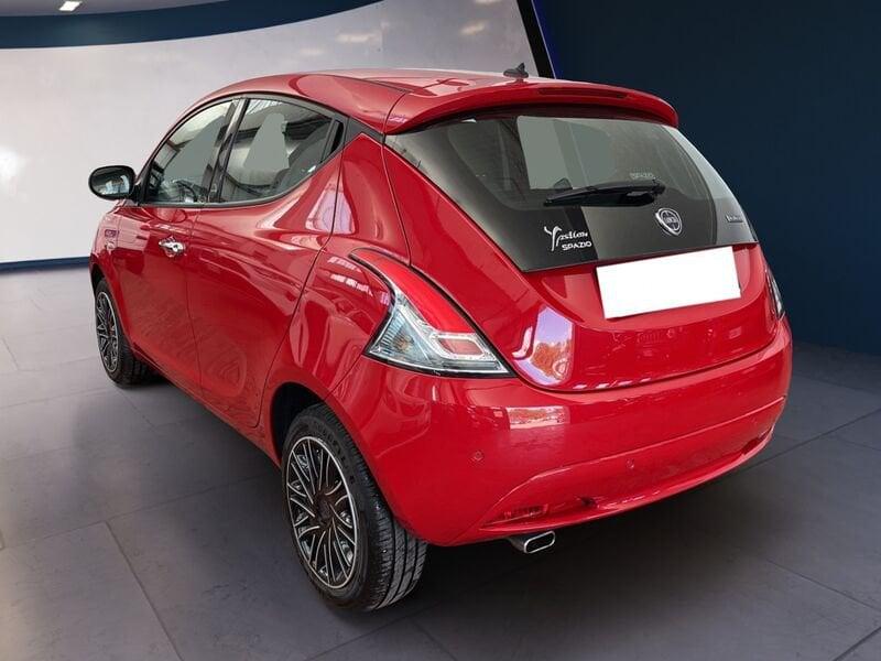 Lancia Ypsilon III 2021 1.0 firefly hybrid Gold s&s 70cv