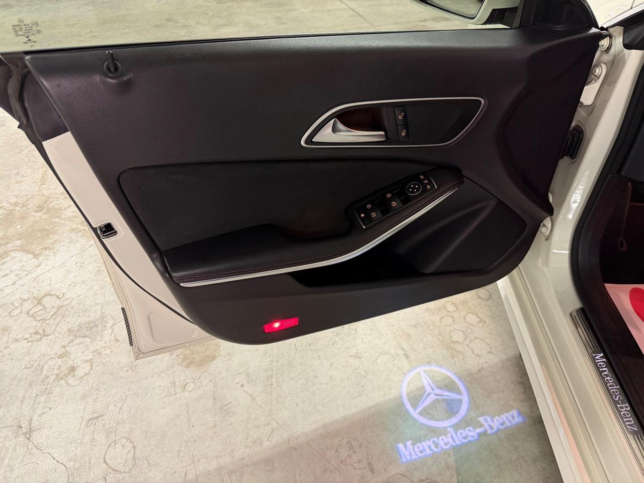 Mercedes-benz CLA 200 CDI Premium