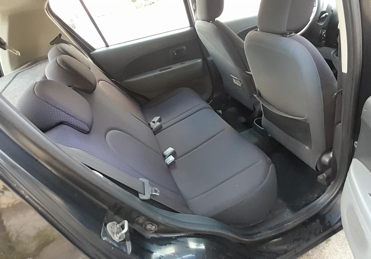 Daihatsu Sirion 1.0 Hiro