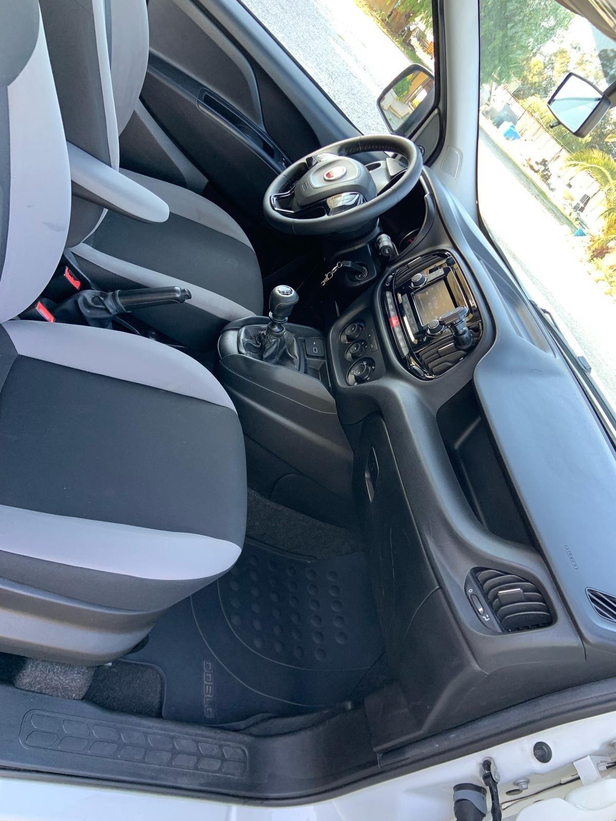FIAT DOBLO MAX DISABILI PEDANA SEDIA A ROTELLE