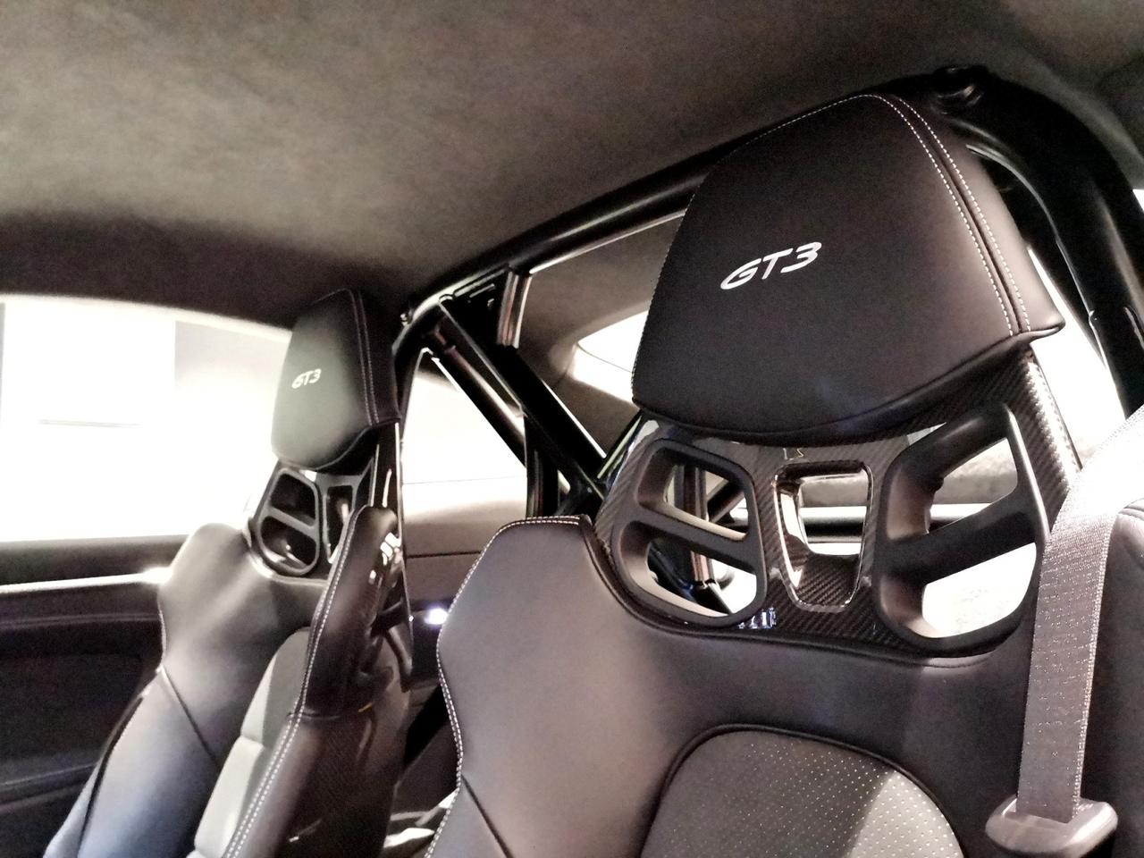 PORSCHE 911 VIII Carrera 992 Coupe - 911 Coupe 4.0 GT3 auto