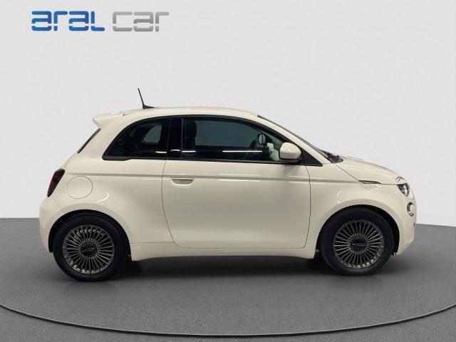 FIAT 500e Berlina 42 kWh Passion