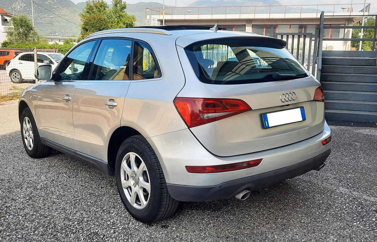 Audi Q5 3.0 V6 TDI Quattro S- Tronic Tetto