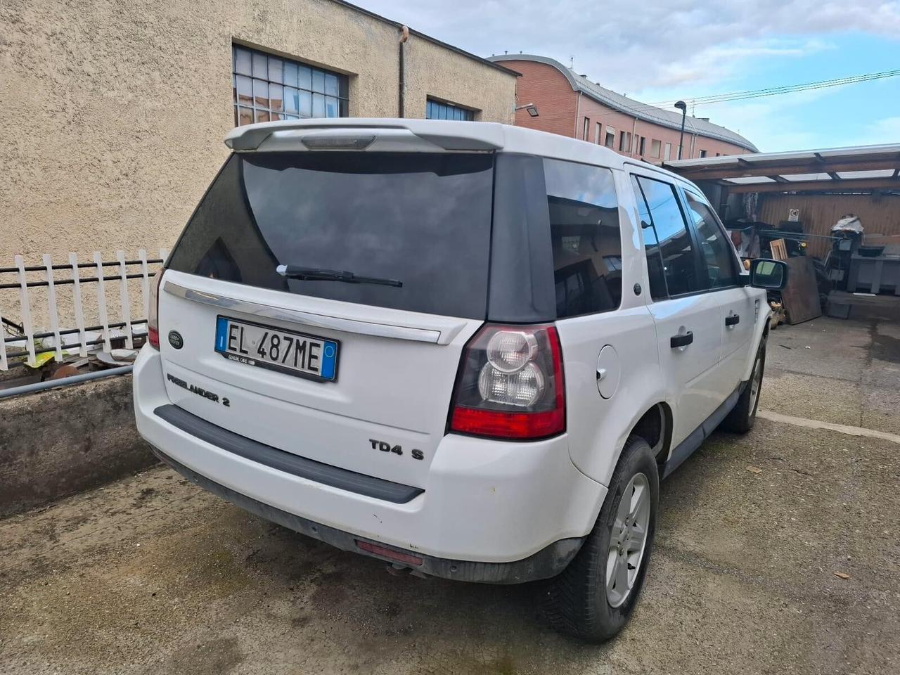 Land Rover Freelander 2.2 TD4 S.W. SE