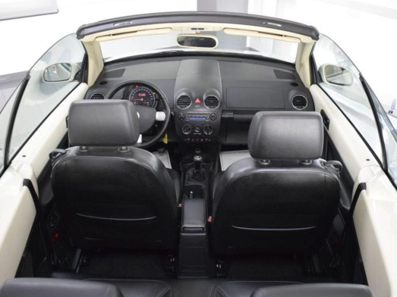 Volkswagen Maggiolino Cabrio 1.9 Tdi Higline #1220