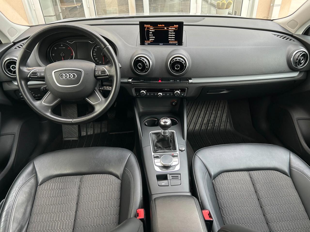 Audi A3 1.6 TDI 105CV Ambition