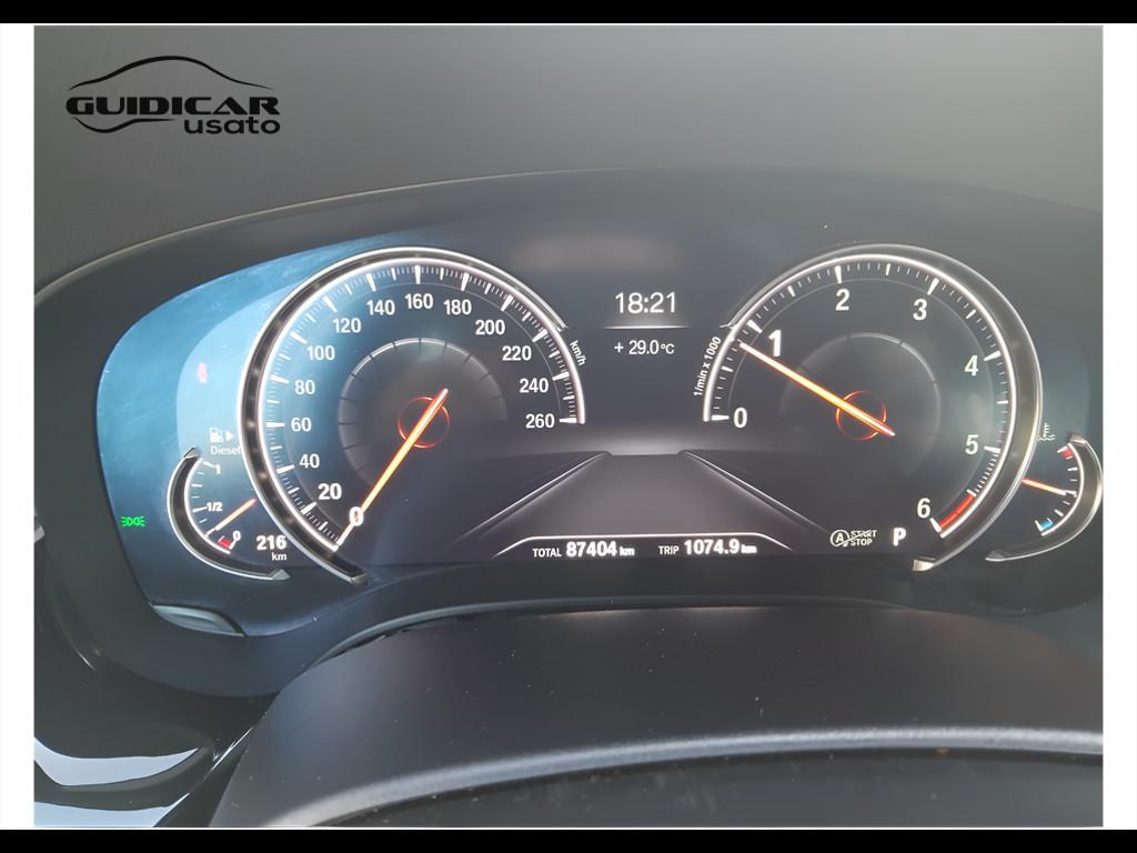 BMW Serie 5 G31 2017 Touring - 520d Touring Msport auto