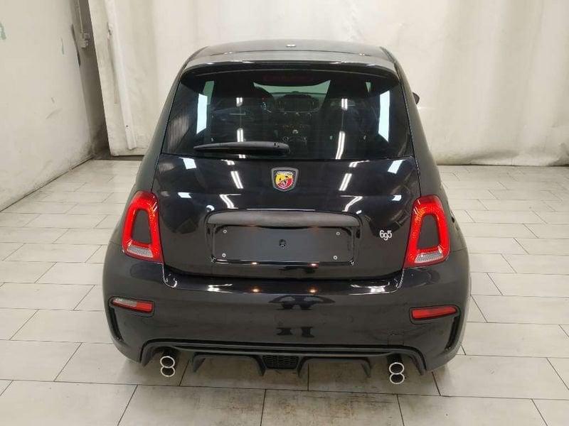 Abarth 695 1.4 t-jet 180cv