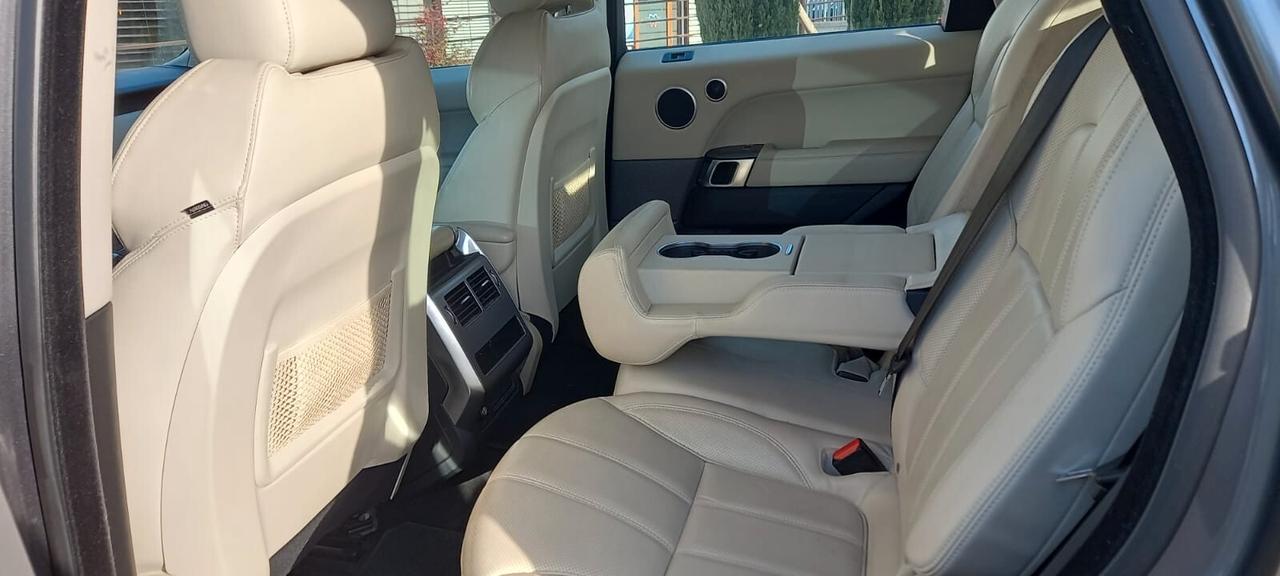 Land Rover Range Rover Sport Range Rover Sport 3.0 TDV6 HSE