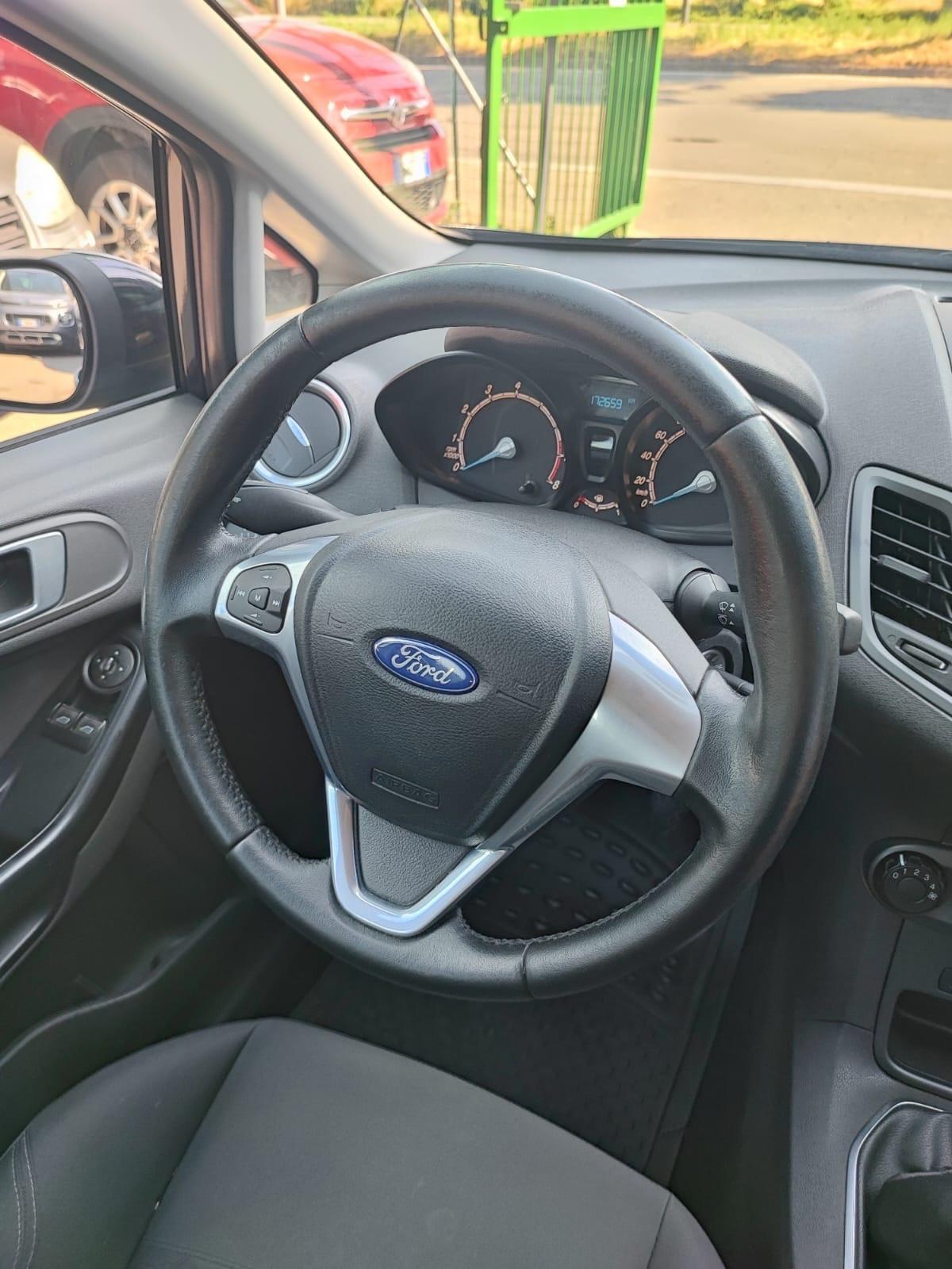 Ford Fiesta 1.4 5 porte Bz.- GPL