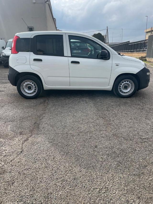 FIAT PANDA VAN 1.0 HYBRID 2 POSTI POP - 2022