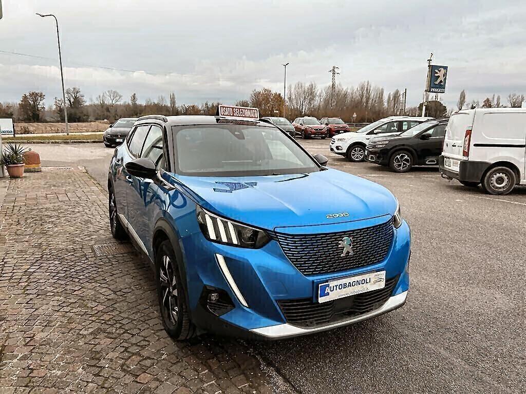 Peugeot 2008 GT motore elettrico 136 CV SPOTICAR