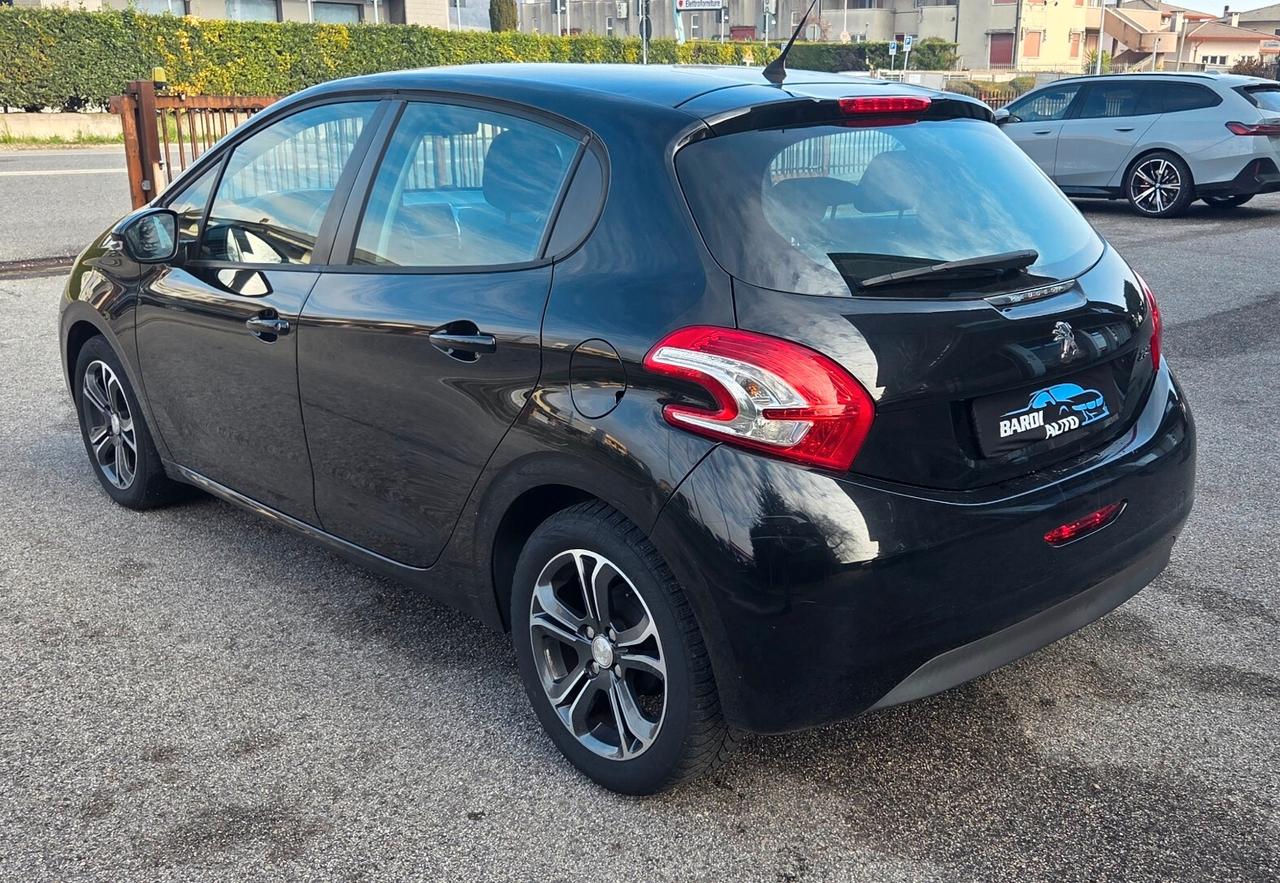 Peugeot 208 1.2 82CV 5 porte Allure