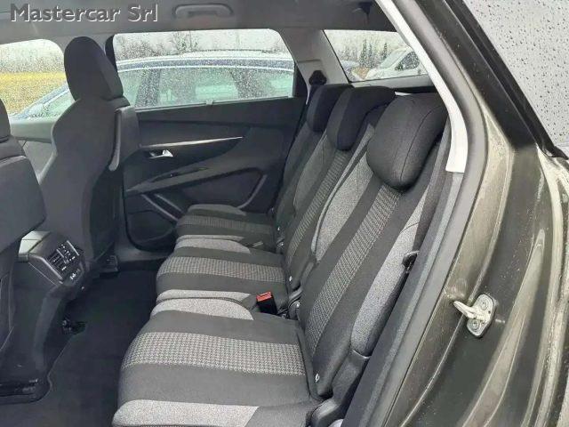PEUGEOT 5008 1.5 bluehdi 130cv Business EAT8 7 posti - GC581JX