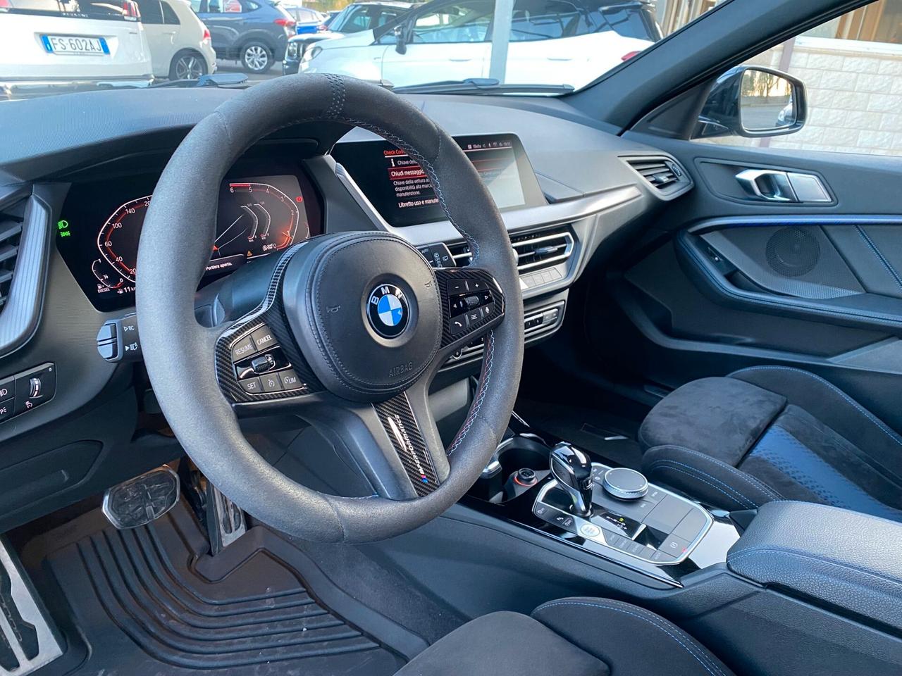 Bmw 116 116d 5p. Luxury