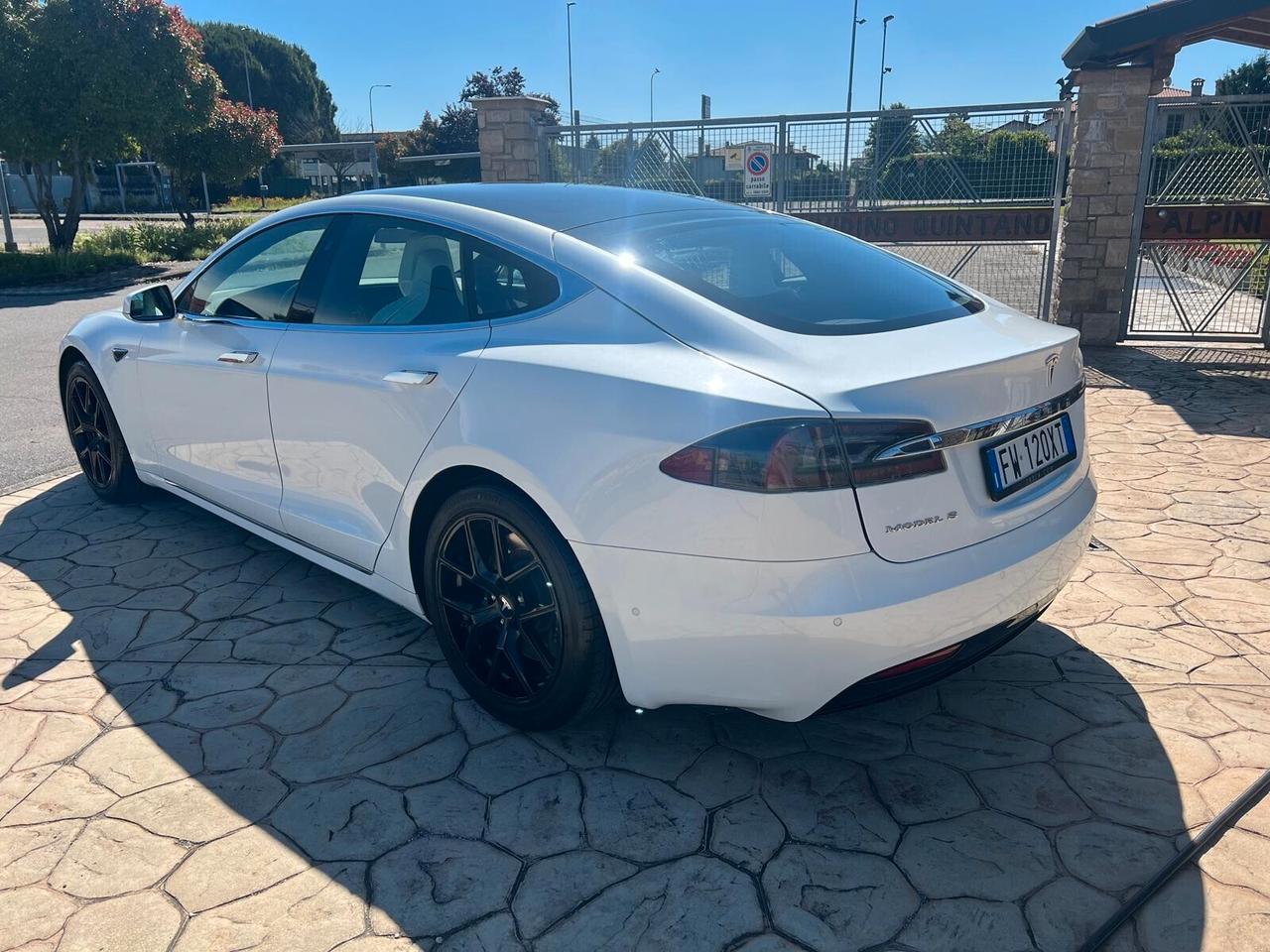 Tesla Model S Model S 100kWh Performance Dual Motor AWD