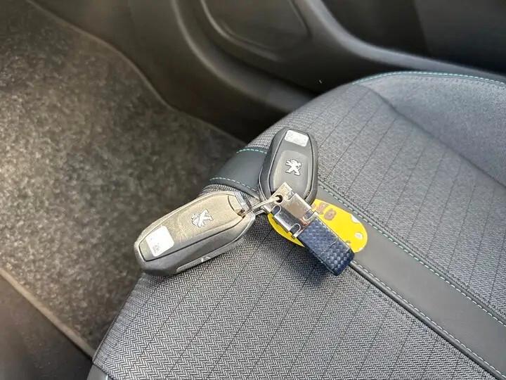 Peugeot 208 PureTech 75 Stop&Start 5 porte Allure Pack
