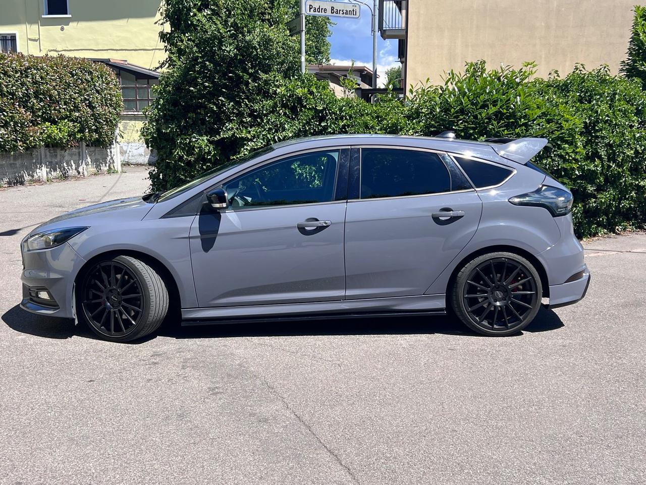 Ford Focus ST 2.0 EcoBoost 250 CV #10875