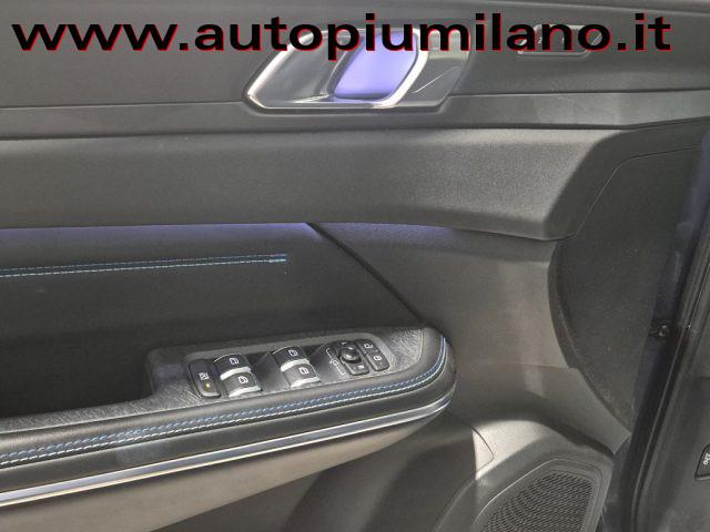 LYNK & CO 01 PHEV