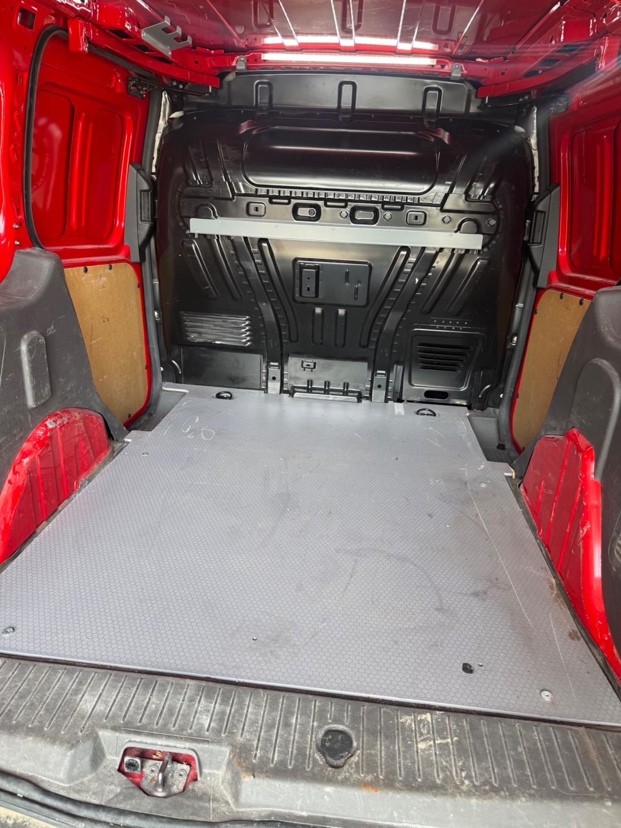 FORD TRANSIT CONNECT FULL OPTIONAL