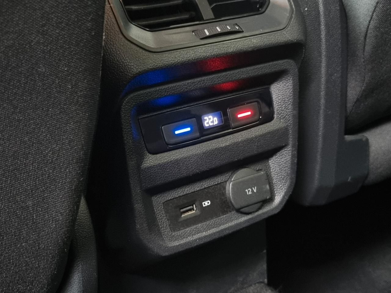 Volkswagen Tiguan 2.0 TDI SCR DSG Business BlueMotion Technology