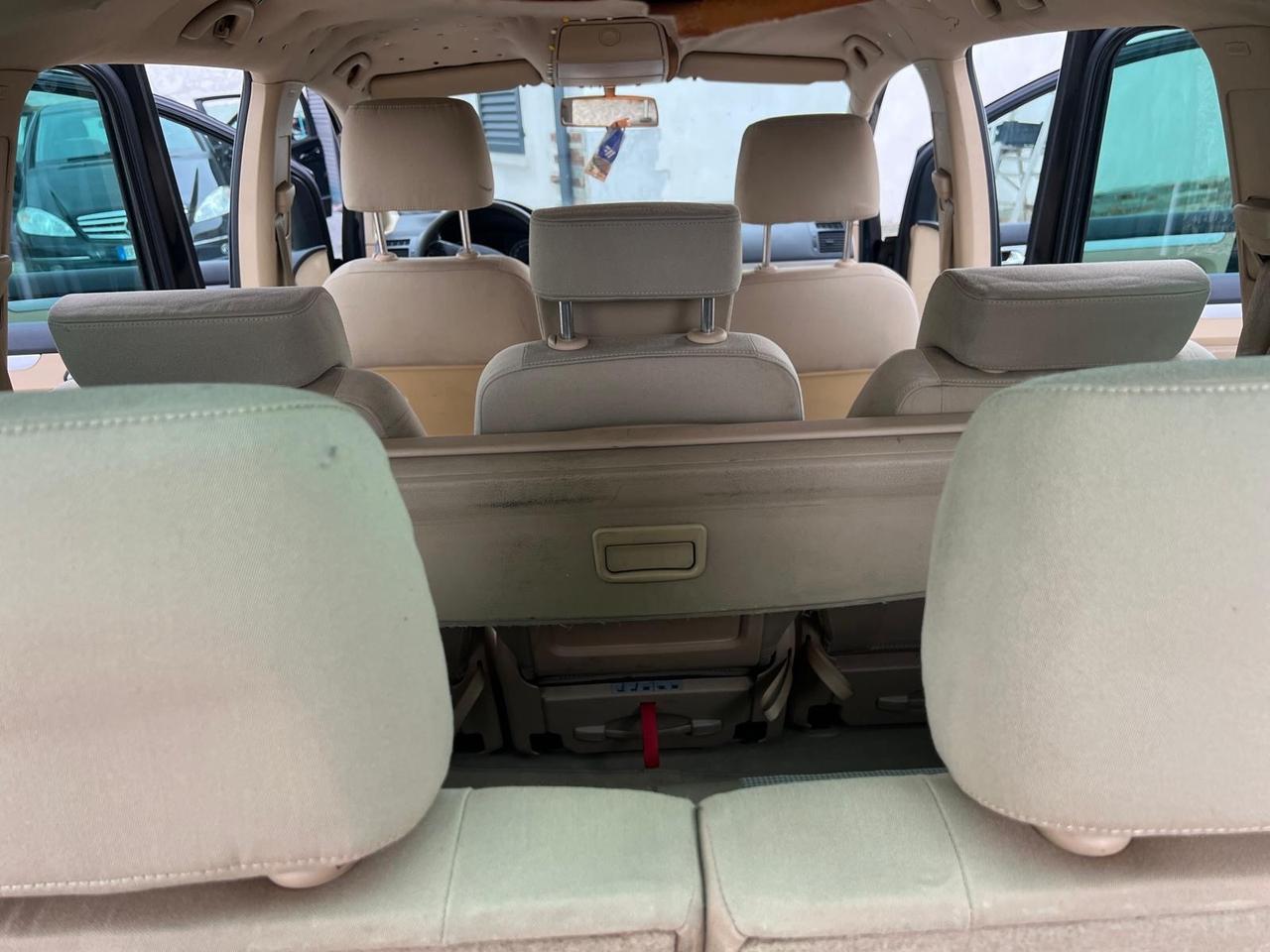 Volkswagen Touran 1.6 16V FSI Highline