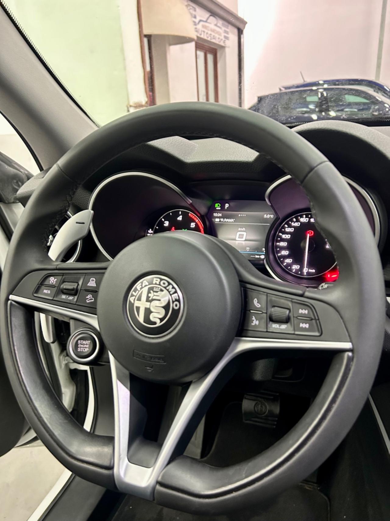 Alfa Romeo Stelvio 2.2 190 CV AT8 Q4 FINANZIABILE