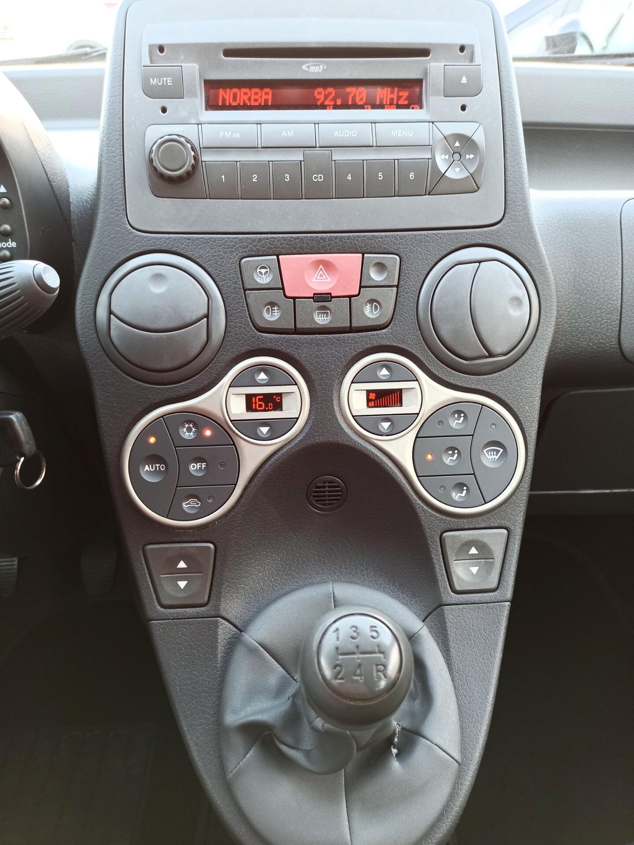 Fiat Panda 1.2 69 cv Emotion