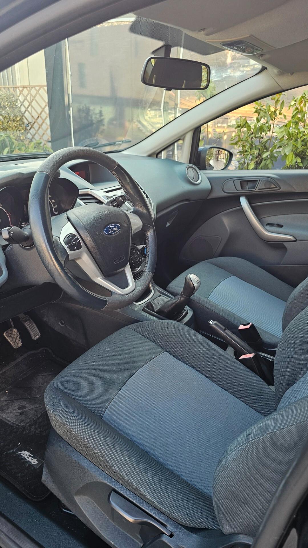 Ford Fiesta 1.4 TDCi 5p. Titanium