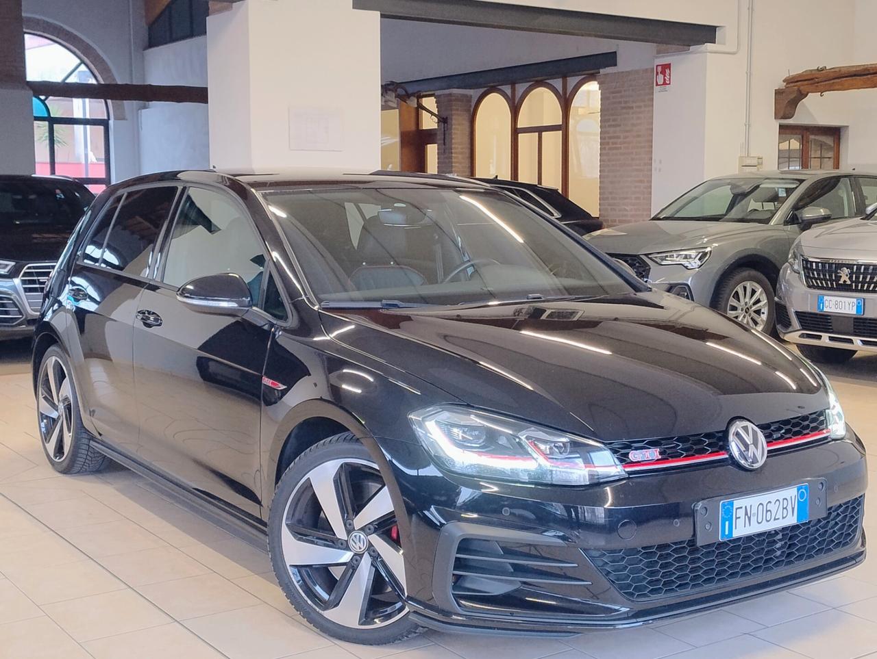 Volkswagen Golf GTI Performance 2.0 245 CV TSI DSG 5p. BMT