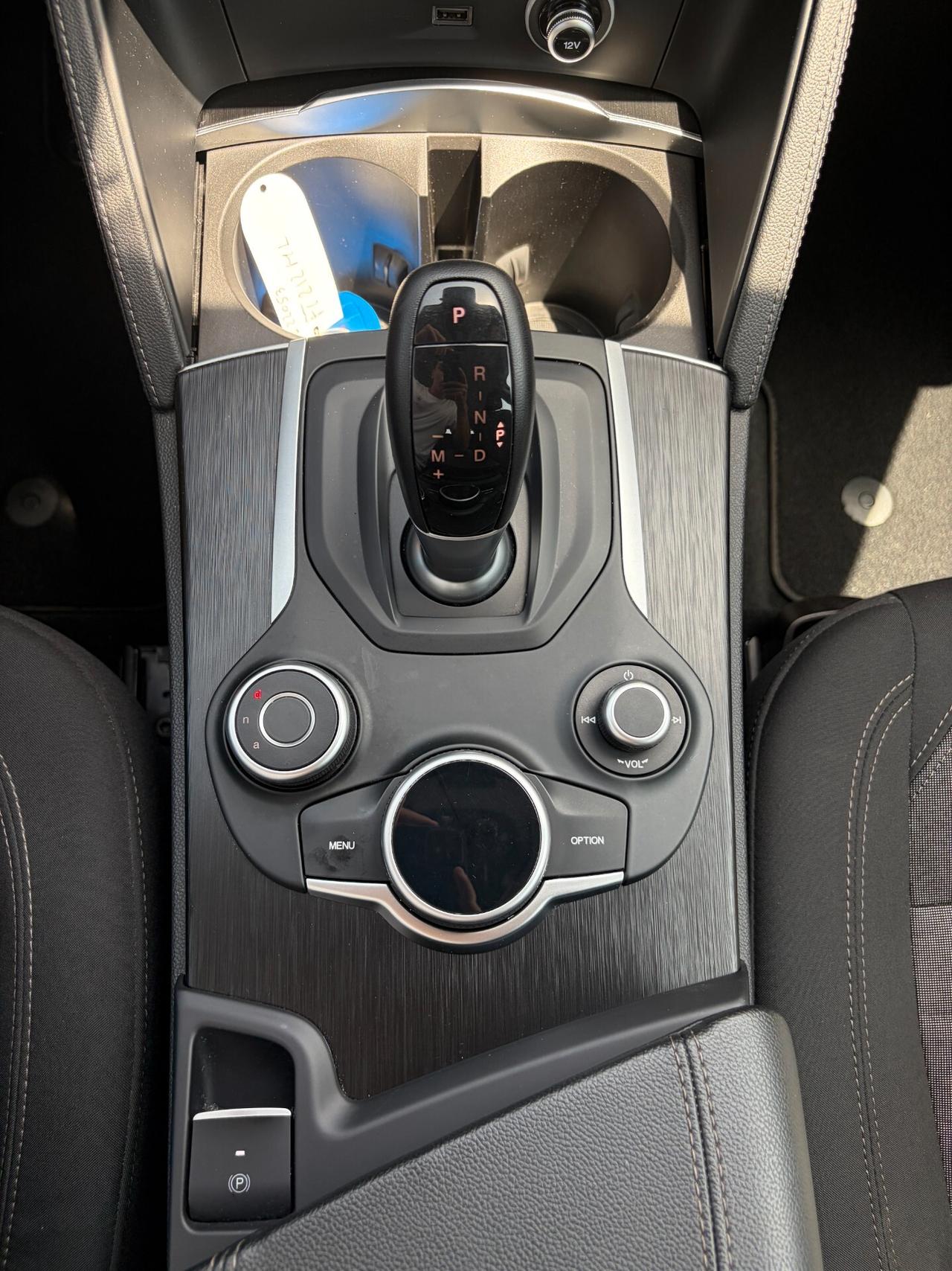 Alfa Romeo Stelvio 2.2 Turbodiesel 190 CV AT8 RWD Business