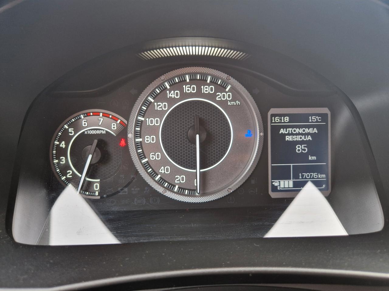 Suzuki Ignis TOP 1.2 83CV "SOLO 17.000 km" Carplay, Cruise c.