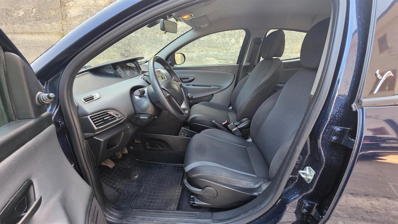 Lancia Ypsilon 1.3 MJT 16V 95 CV 5 porte S&S Unyca