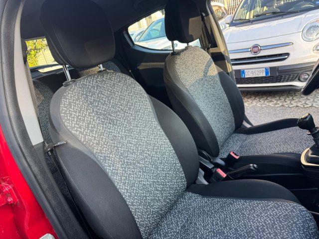 LANCIA Ypsilon 1.0 FireFly 5 porte S&S Hybrid Ecochic Silver