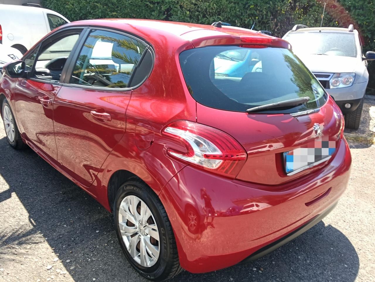 Peugeot 208 1.6 e-HDi 92 CV Stop&Start 5 porte Allure