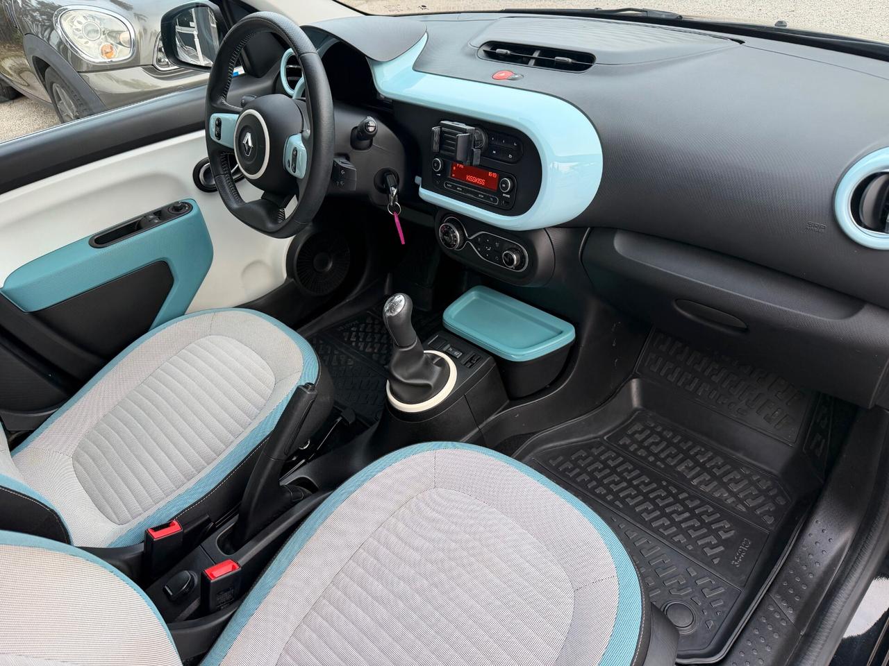 Renault Twingo 1.0 71CV SCe Cosmic