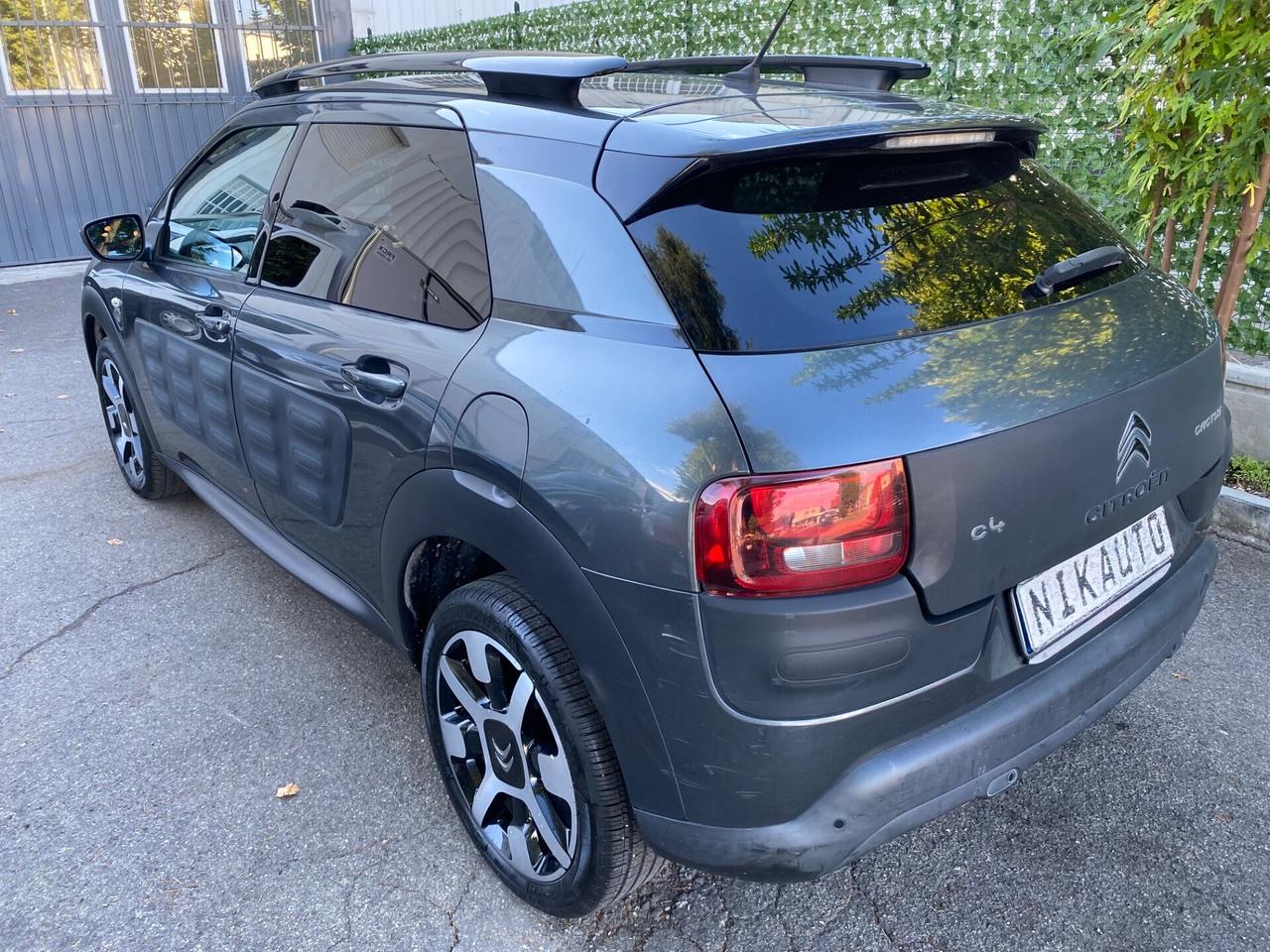 Citroen C4 Cactus PureTech 82 Shine