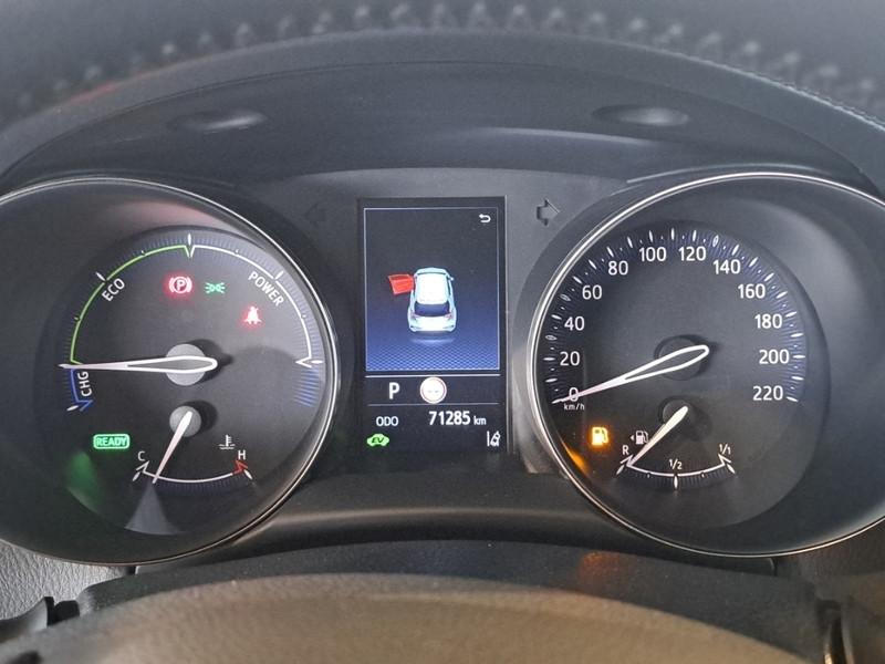 TOYOTA C-HR 1.8H 98CV E-CVT Business